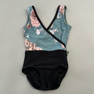 Luckyleo adult small leotard
